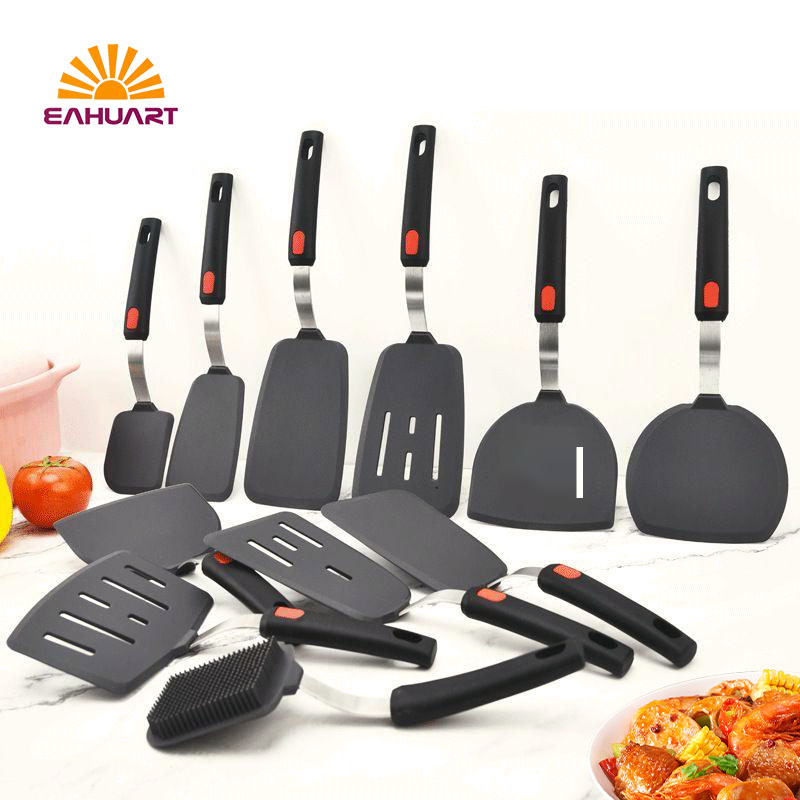 Iron Teppanyaki Cooking Spatula Set- Essential Kitchen Tool 